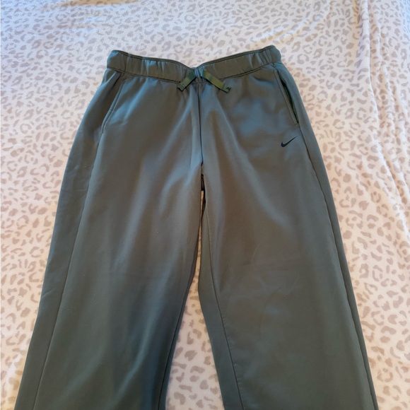 Nike Olive Green Sweatpants - Picture 2 of 5